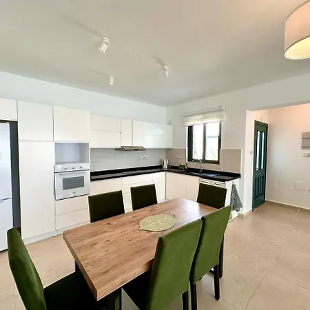 Deja Blue 2 With Private Pool *