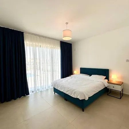 Deja Blue 2 With Private Pool